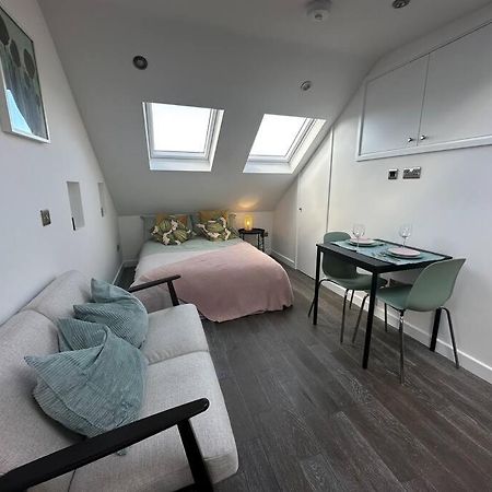 Lovely New Decor Studio - 4 The Southwell Londra Dış mekan fotoğraf