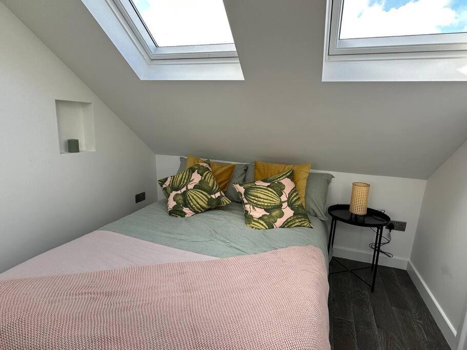 Lovely New Decor Studio - 4 The Southwell Londra Dış mekan fotoğraf