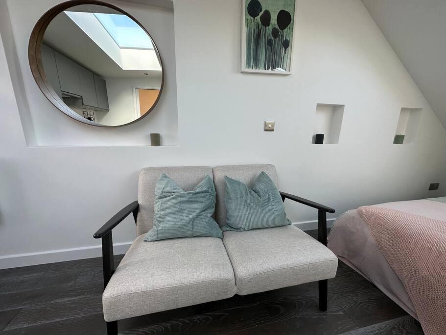Lovely New Decor Studio - 4 The Southwell Londra Dış mekan fotoğraf